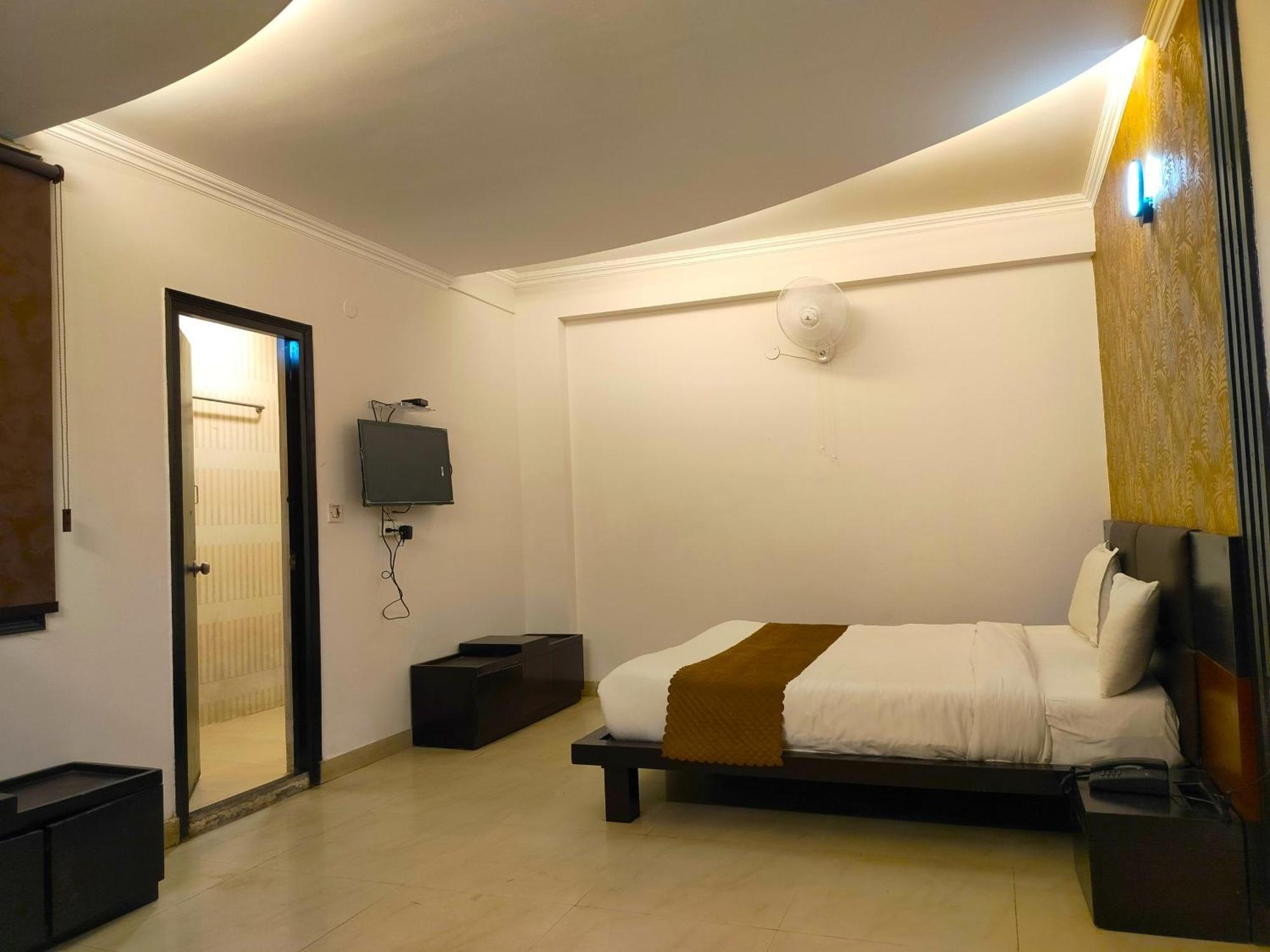 Bed & Breakfast Jad Residency Airport *